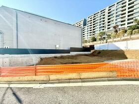 東京都新宿区北新宿２丁目