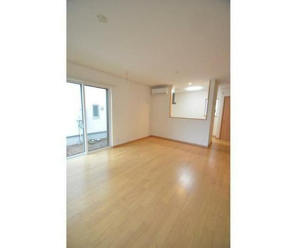 detached 東京都羽村市羽加美２丁目

地図を見る