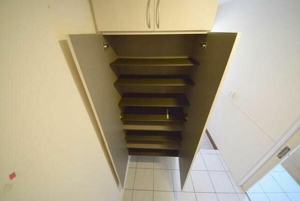 detached 東京都世田谷区大蔵５丁目

地図を見る