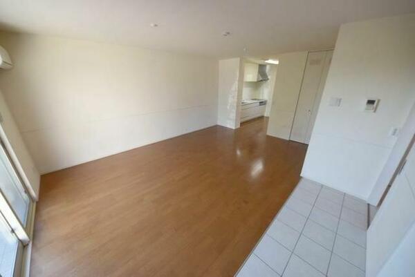 detached 東京都世田谷区大蔵５丁目

地図を見る