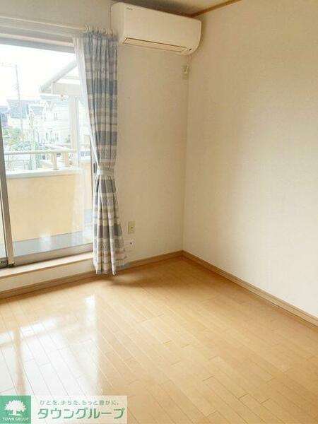 detached 東京都立川市上砂町２丁目

地図を見る