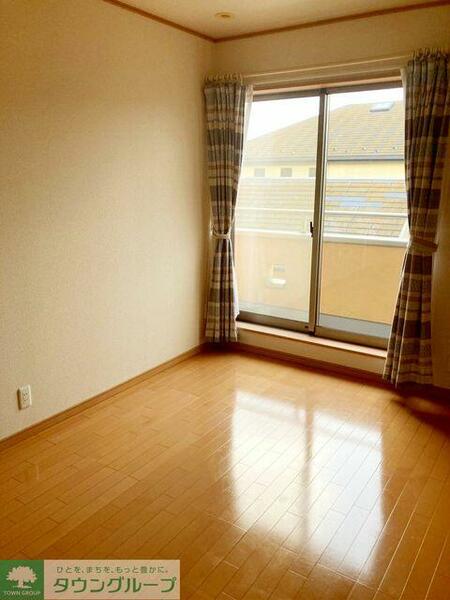 detached 東京都立川市上砂町２丁目

地図を見る