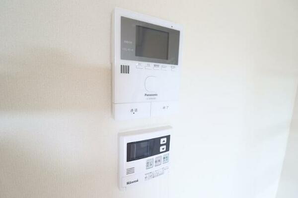 apartment 茨城県つくば市研究学園５丁目５－１３ ファースト・ラフィーネ・学園１Ｆ