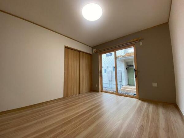 apartment 青森県上北郡おいらせ町木崎
木崎の賃貸情報を見る
物件地図