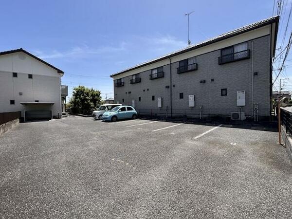 apartment 茨城県つくば市研究学園５丁目５－１３ ファースト・ラフィーネ・学園１Ｆ