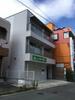 千早駅より徒歩10分 築9年7ヶ月 3階建の賃貸物件