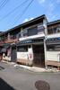初芝駅より徒歩6分 築56年11ヶ月 2階建の賃貸物件