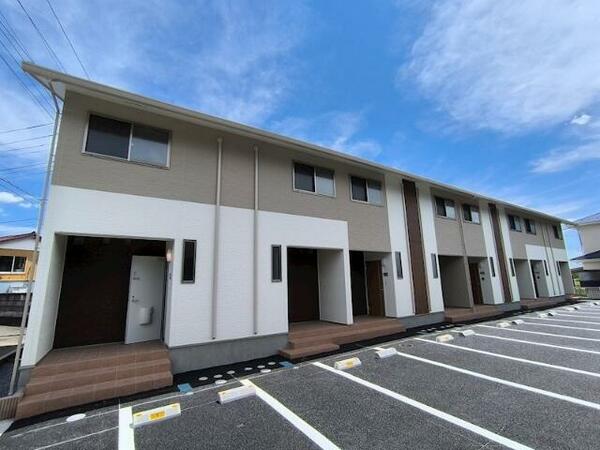 apartment 茨城県つくば市研究学園５丁目５－１３ ファースト・ラフィーネ・学園１Ｆ