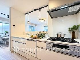 神奈川県藤沢市鵠沼海岸６丁目