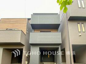 神奈川県鎌倉市岩瀬