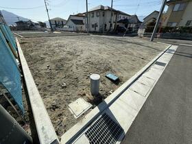 山梨県中央市西花輪