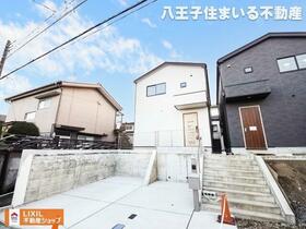 東京都八王子市元八王子町３丁目