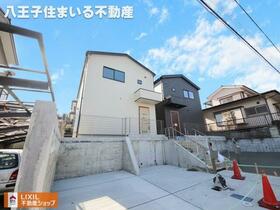 東京都八王子市元八王子町３丁目