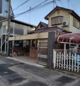 埼玉県上尾市大字地頭方