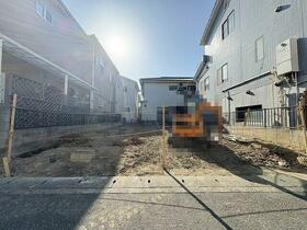 埼玉県越谷市瓦曽根３丁目