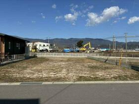 佐賀県小城市三日月町久米久米