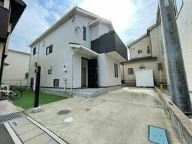 埼玉県吉川市高富１丁目