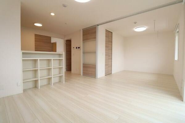 apartment 埼玉県八潮市八潮７丁目
地図を見る