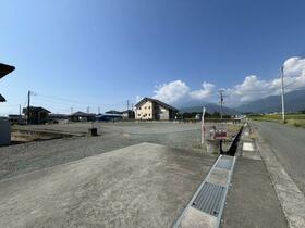 山梨県南アルプス市六科