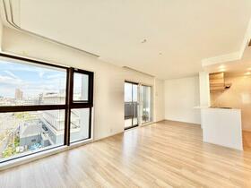 摩耶シティ　ＳＴＡＴＩＯＮ　ＢＬＯＯＭ