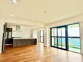 ロイヤルヴィラ苦楽園