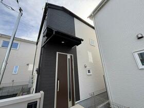 埼玉県北葛飾郡松伏町田中３丁目