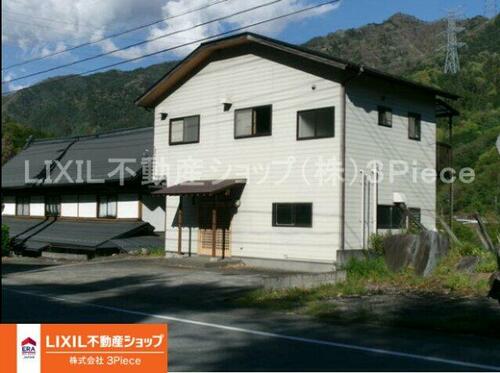 detached 山梨県山梨市牧丘町成沢