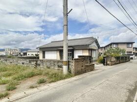 徳島県板野郡藍住町東中富字龍池傍示