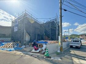 福岡県北九州市小倉南区長行西1丁目