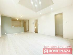 埼玉県草加市小山2丁目