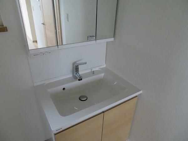 apartment 青森県上北郡おいらせ町木崎
木崎の賃貸情報を見る
物件地図