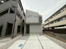 埼玉県草加市吉町３丁目