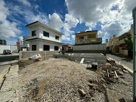 沖縄県沖縄市泡瀬6丁目