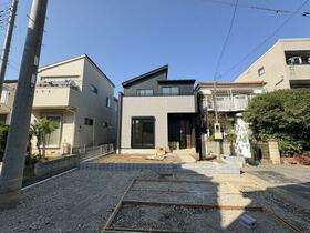 埼玉県越谷市大沢