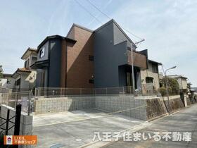 東京都八王子市元八王子町１丁目