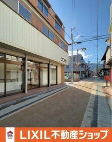 奈良県御所市中央通り２丁目