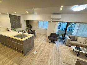 エバーグリーンパレス新宿