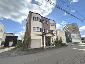 北海道札幌市豊平区西岡四条2丁目