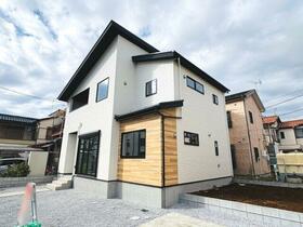 埼玉県草加市弁天４丁目