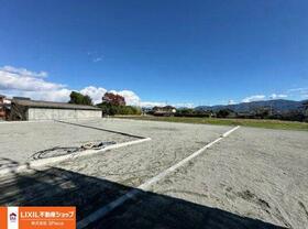 山梨県中央市西花輪