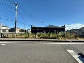 埼玉県越谷市大字上間久里