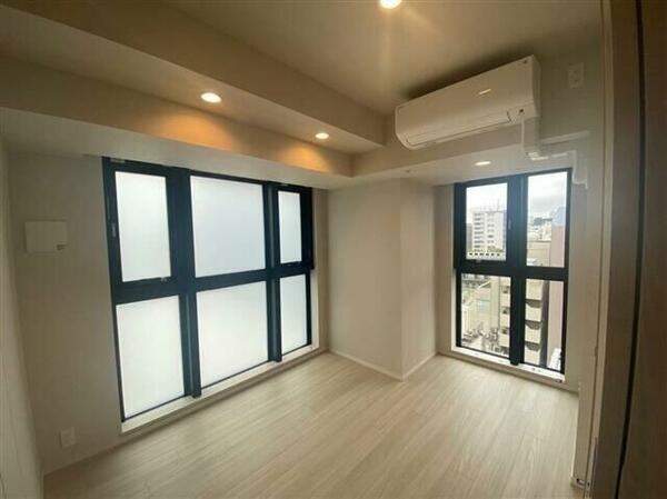 apartment 東京都中央区日本橋本町４丁目
地図を見る