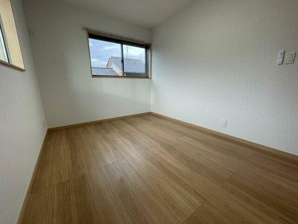 detached 埼玉県蓮田市大字貝塚
地図を見る