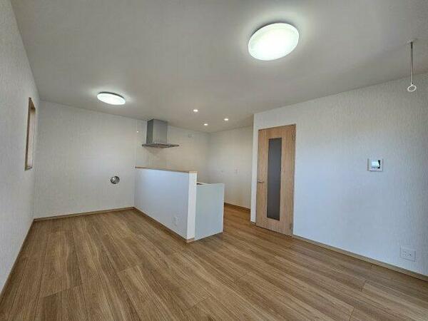 detached 埼玉県蓮田市大字貝塚
地図を見る