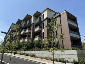 アトラスシティ千歳烏山グランスイート　杜ノ棟