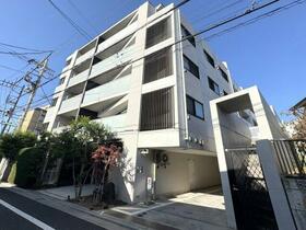 プレシス三軒茶屋