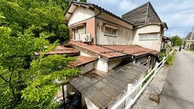 石川県金沢市山科町東