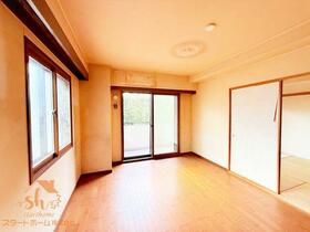 ロイヤルシャトー船橋塚田