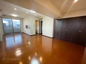 ライズ万代タワー