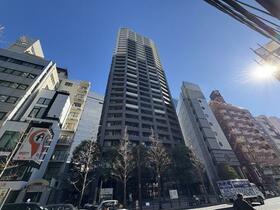 ファーストリアルタワー新宿